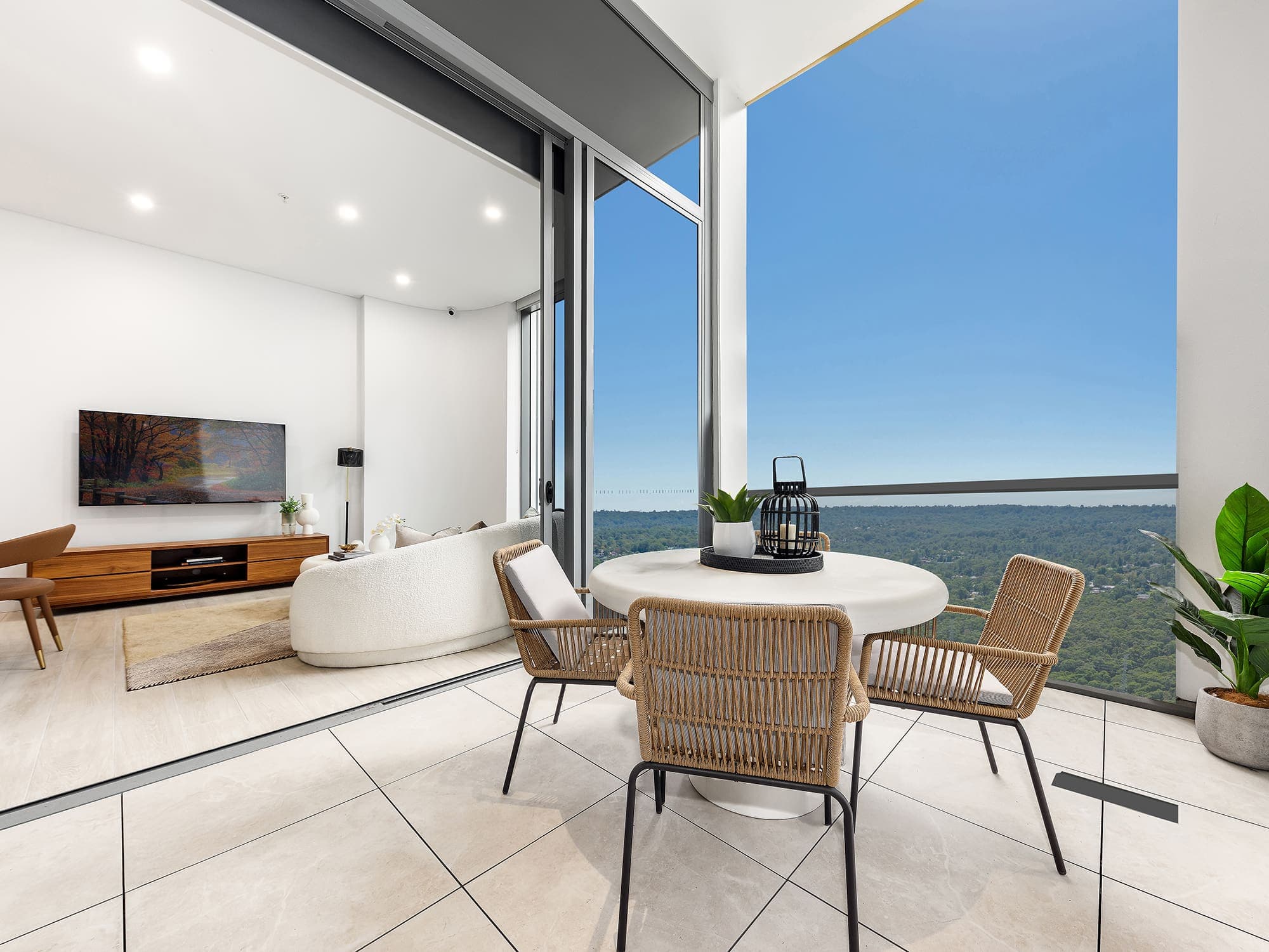 ONLINE_RHG_0463_Rework2 V2